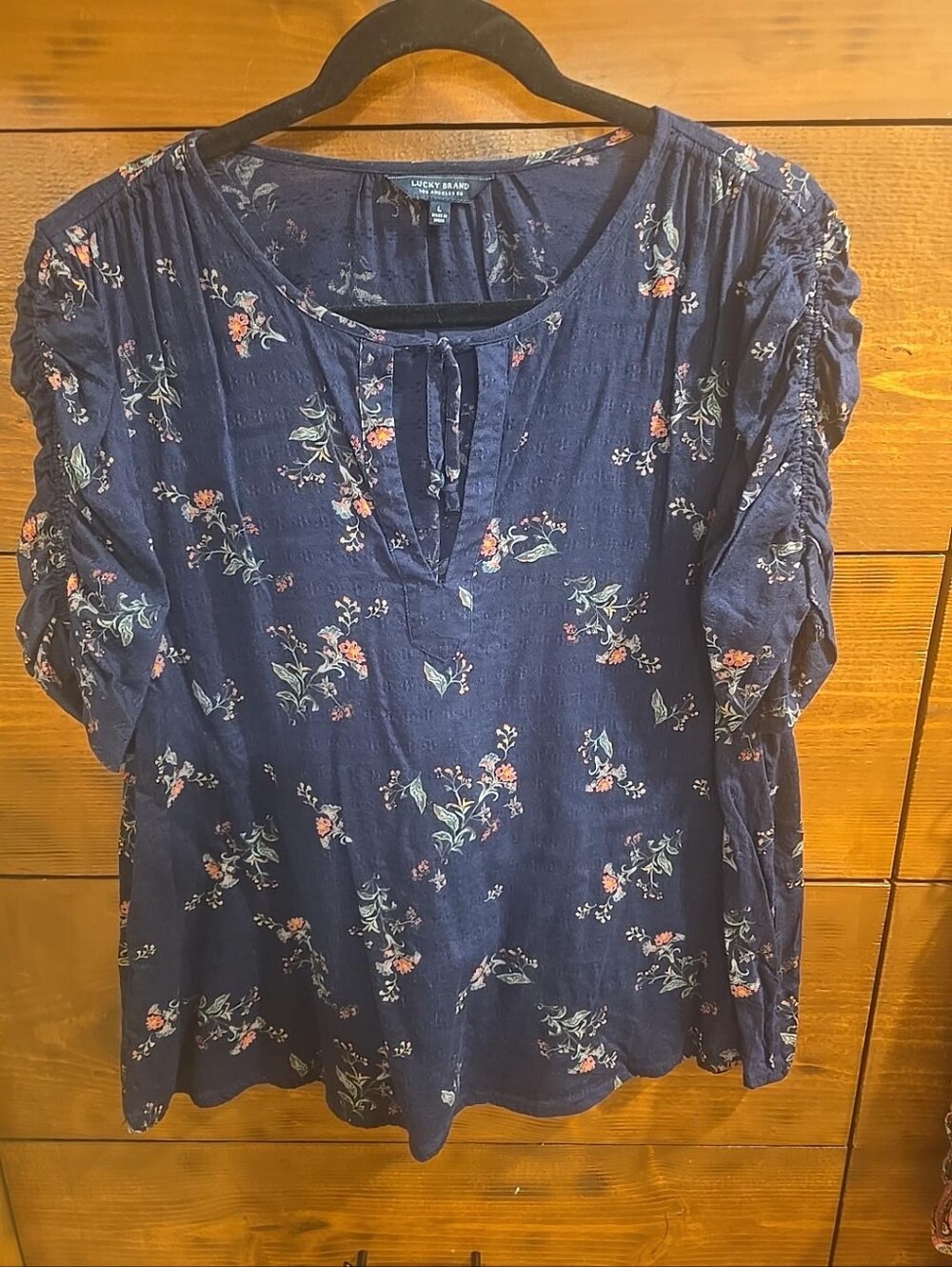 Lucky Brand Navy Floral Ruched Sleeve Blouse Size L Boho Peasant Top